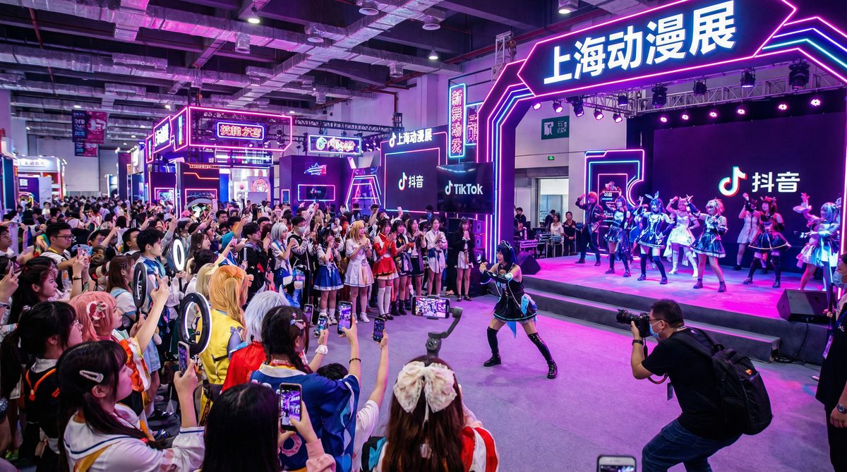 强上短视频与cosplay视频